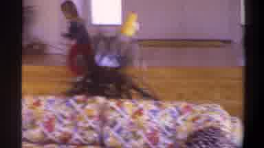 Gainsville Florida USA (1975): Children Was Running