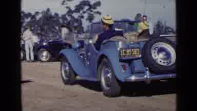 San Diego California USA (1949): Leaving The Car Show