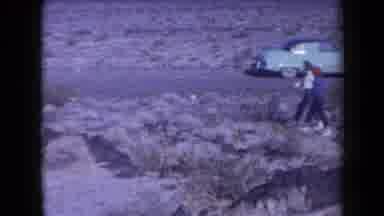 Arizona USA (1958): The Man Walking In The Road