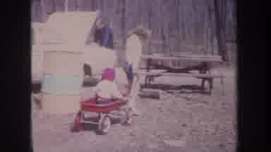 Michigan USA (1968): Mother Pull The Baby's Vehicle