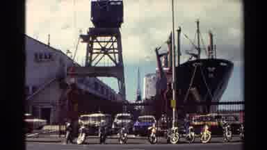 New Zealand (1981): Boat Lifestyle Living Ways