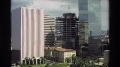 Hawaii USA (1981): Very Beautiful Hotels With Lots Of Grassy Apartments And Some