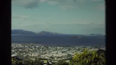 New Zealand (1981): City Near An Open Water