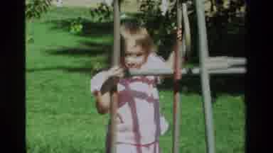 California USA (1979): Playing In The Park With Mum And Pop