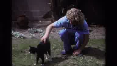 Laguna Beach California USA (1979): Petting A Cat