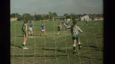 California USA (1984): Girls Soccer Game