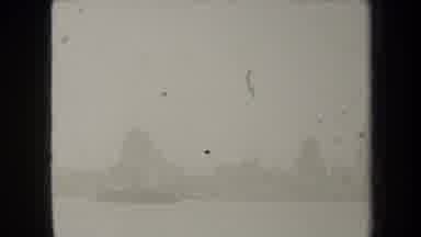 New York USA (1938): A Glimpse Of A Big Town Coming Through Thick Fog