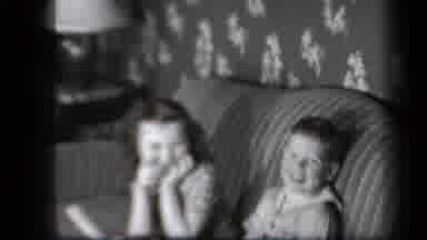 New York USA (1939): Black And White Video Of Children Sitting On The Couch