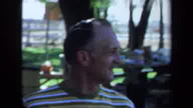 California USA (1971): Laughing At The Square