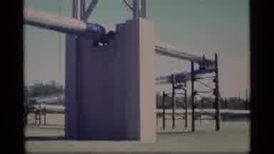 Alaska USA (1977): A Unique Work Site For Outside Workers