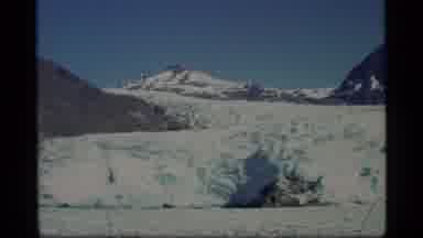 Glacier Bay Alaska USA (1977): Beautiful Snow Covered Mountain Top Panel View On A