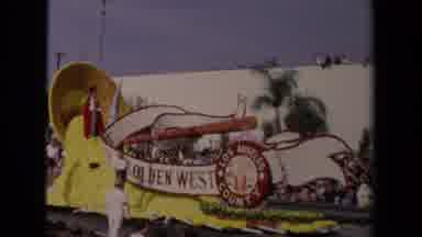 Los Angeles California USA (1967): Golden West Los Angeles County Parade Float