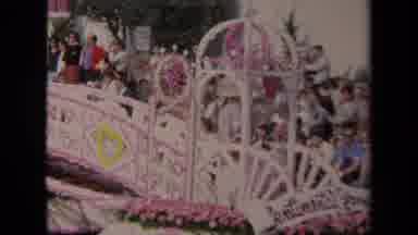 LOS ANGELES CALIFORNIA USA-1967: Impressive Beautiful Bridge Parade Float