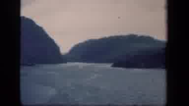New York USA (1941): Looking Over The Lake