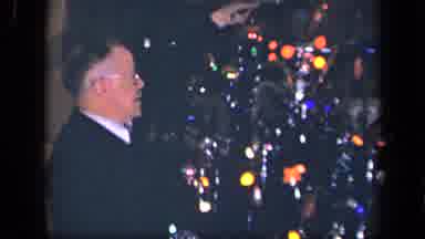 Sebring Ohio USA (1942): Old Man Decorates The Tree By Color Light At His House