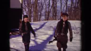Sebring Ohio USA (1942): Lady With 2 Children