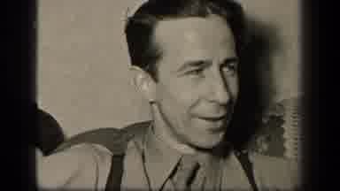 Sebring Ohio USA (1942): Man Wearing Necktie Sitting On Sofa Talking To Person Off