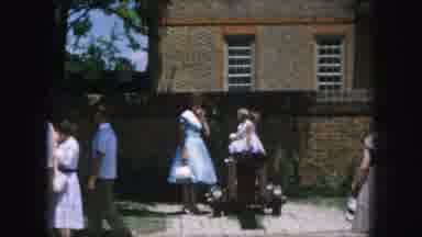 Kansas City Missouri (1959): People While On Holiday With A Lady With Two Kids Who