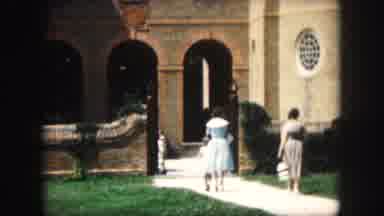 Kansas City Missouri (1959): Visiting A Castle Or Mansion On A Family Holiday