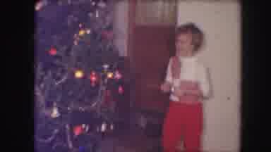 Kansas City Missouri (1959): The Blissful Excitement Of Decorating The Christmas