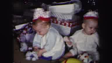Lynbrook New York (1975): Babies First Christmas By The Tree