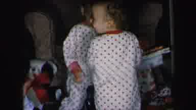 Lynbrook New York (1975): Babies On Christmas