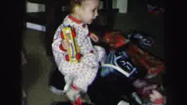 Lynbrook New York (1975): Nostalgic Home Video Of Kids Playing In The Living Room