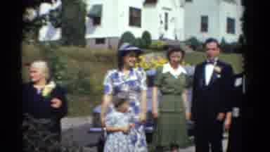 Bridgeport Connecticut (1975): Loving Family At Wedding
