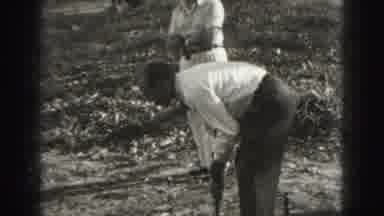 Harrisburg Pennsylvania USA (1975): There Are Three People Playing The Game Which