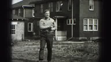 Harrisburg Pennsylvania USA (1975): White Man Tired Of Playing Golf Throws Club