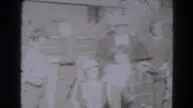 Lincoln Nebraska (1975): A Family Getting Close Together To Take A Picture