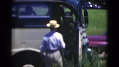 Middletown Pennsylvania (1975): Vintage Film Of Greyhound Bus Stopped On A Busy