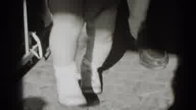 Middletown Pennsylvania (1975): Baby Walking For First Time