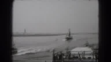 Middletown Pennsylvania (1975): Several Large Ships Go Sailing By As Small Child