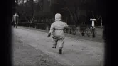 Middletown Pennsylvania (1975): The Children Was Running Then The Bird Was