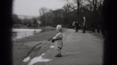 Middletown Pennsylvania (1975): The Baby Was Walking In The Road