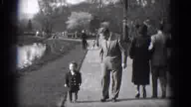 Middletown Pennsylvania (1975): Black And White Film Of Man And Child Walking In