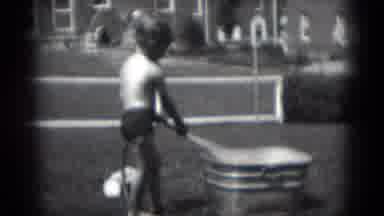 Middletown Pennsylvania (1975): The Kids Playing The Water