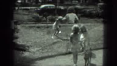 Milwaukee Wisconsin USA (1975): Very Happy To Have Three Girls Playing In The Park