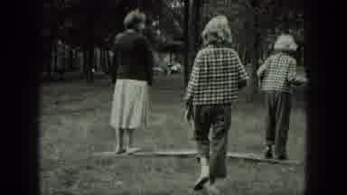 Milwaukee Wisconsin USA (1975): Fat Girl On Seesaw
