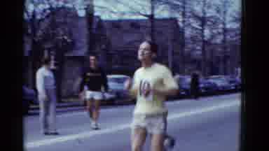 Boston Mass USA (1975): Racers Joggers Yellow Blue Running