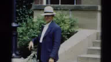 Paducah Kentucky USA (1951): With An Adult Standing On The Stairs Someone Calls