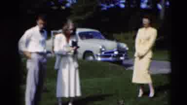 Paducah Kentucky USA (1951): Vintage Scene With Three People Standing One Walking