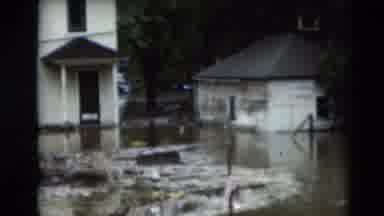 Paducah Kentucky USA (1951): Water And Debris From Major Flooding Running Against