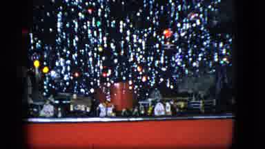 Cleveland Ohio (1951): Fully Trimmed Rotating Christmas Tree With Miniature City