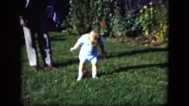 Cleveland Ohio (1951): Baby And The Ball