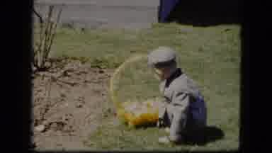 Cleveland Ohio (1951): The Child Is Walking Outside The Basket And Outside Her