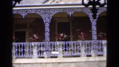Florida USA (1952): The Flower Arrangements Around The Balcony With White Guard