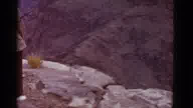 Arizona USA (1952): Couple Vacation Looking Out At The World