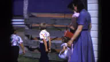 Hicksville New York (1954): Women With Kids
